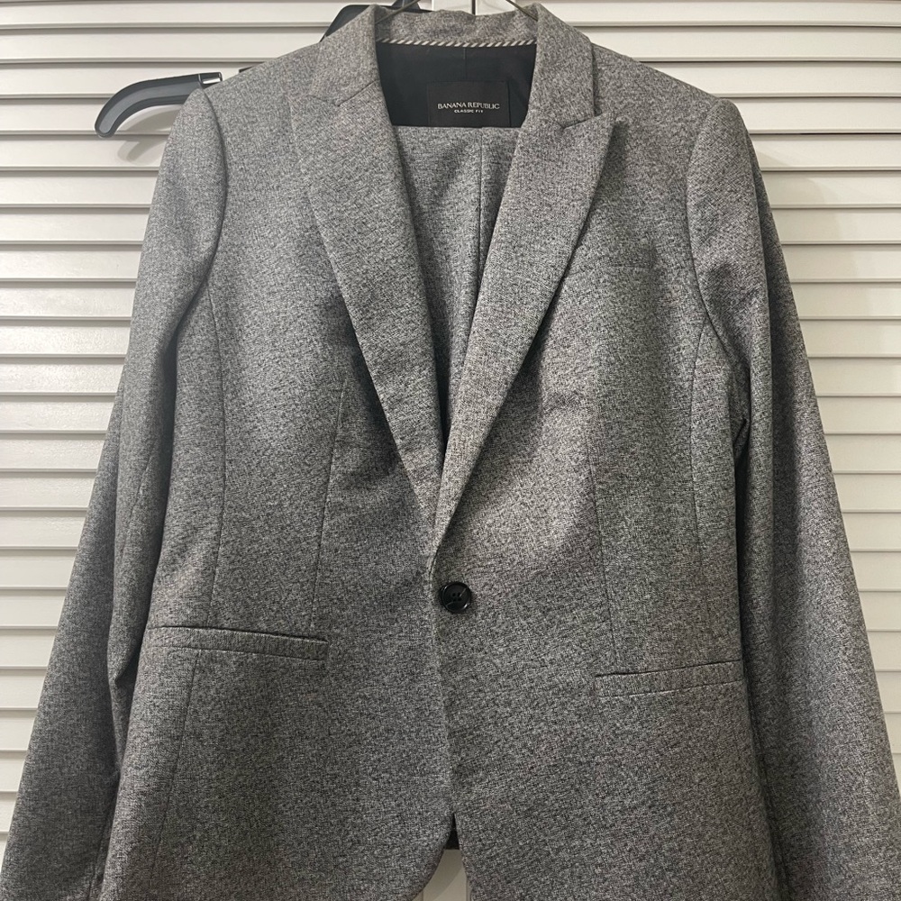 Banana Republic Gray Suit